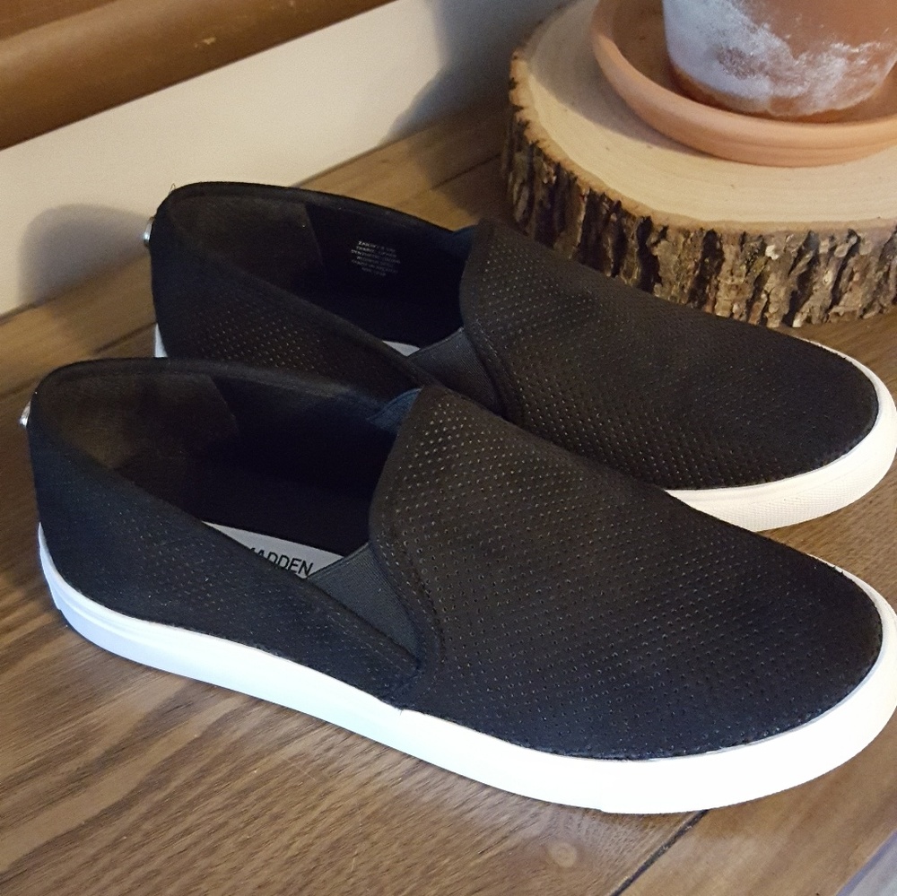 Steve Madden Zaravy 8.5 Canvas Slip On Shoe